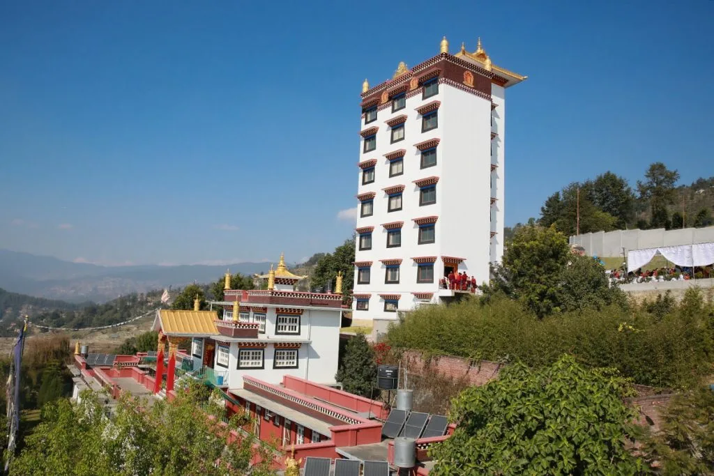 Thrangu Sekhar Retreat Center – Your Gateway to Tibetan Buddhist Meditation in Nepal