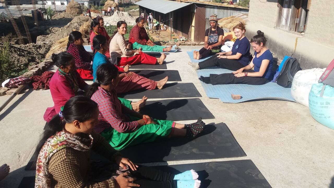 Yoga Teaching Volunteer Abroad